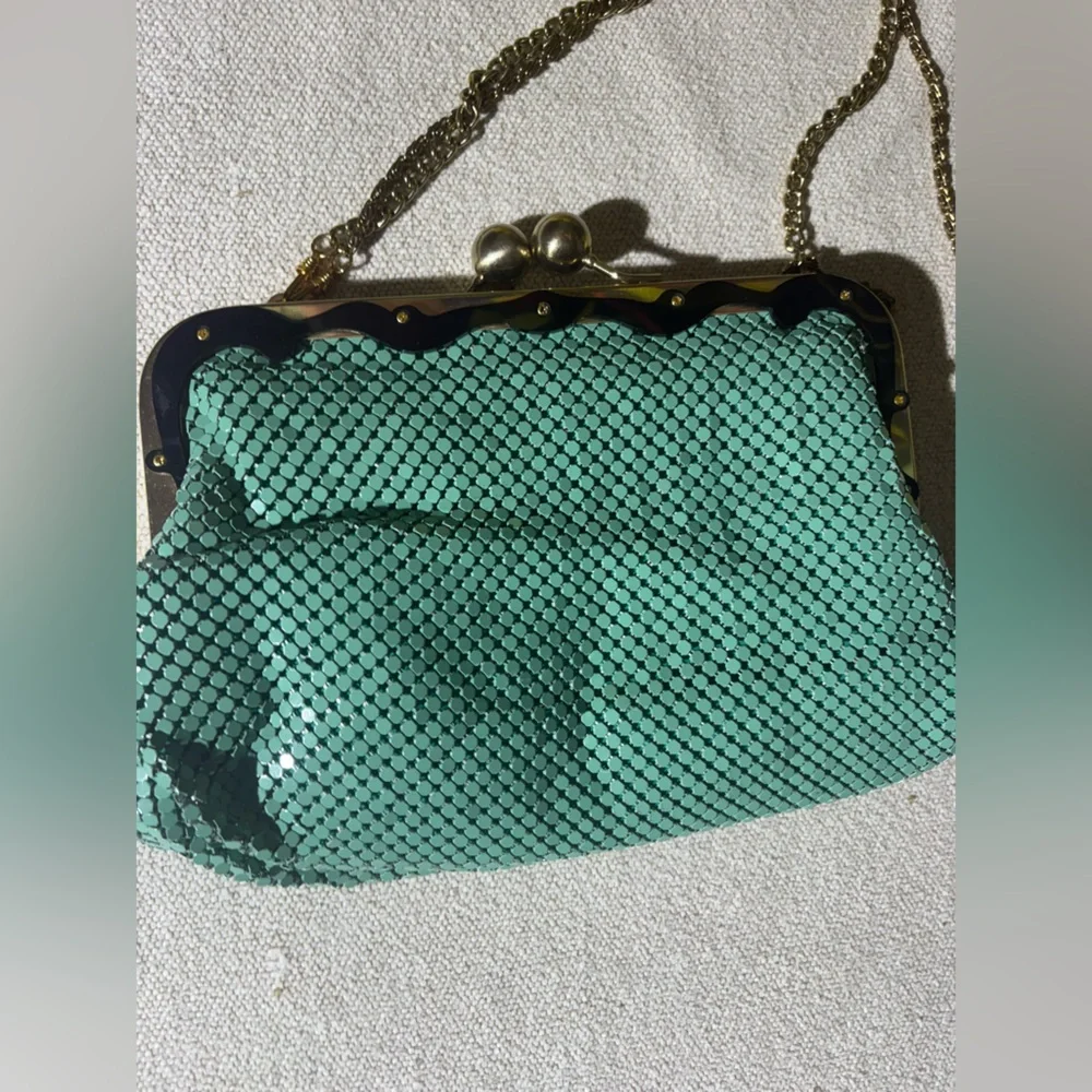 Zara Teal Mesh Art Deco Frame Bag with Chain Strap - Picture 9 of 9